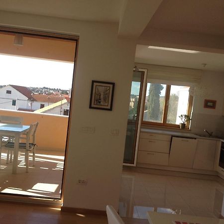 Apartment Mara بيتريتْشاني الغرفة الصورة