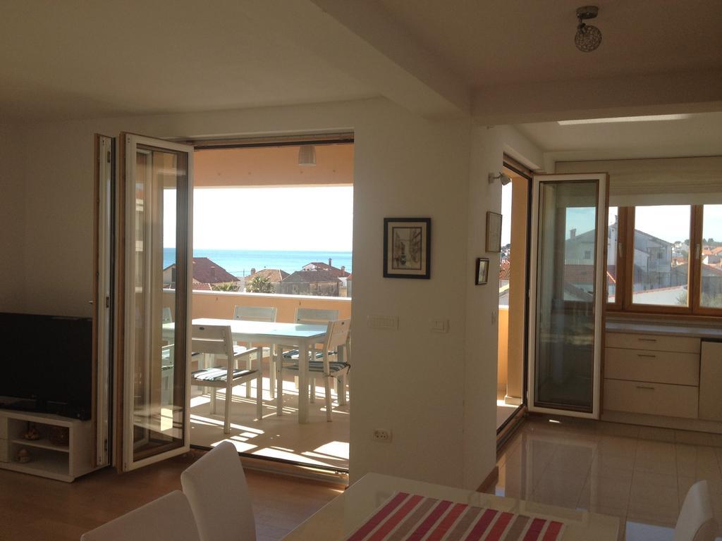 Apartment Mara بيتريتْشاني الغرفة الصورة